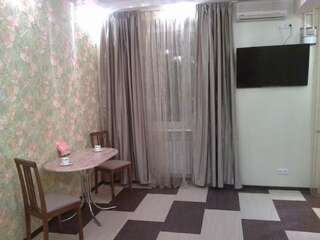 Апартаменты Apartment at Komsomolska 52А Днепр Апартаменты-17