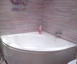 Апартаменты Apartment at Komsomolska 52А Днепр Апартаменты-7